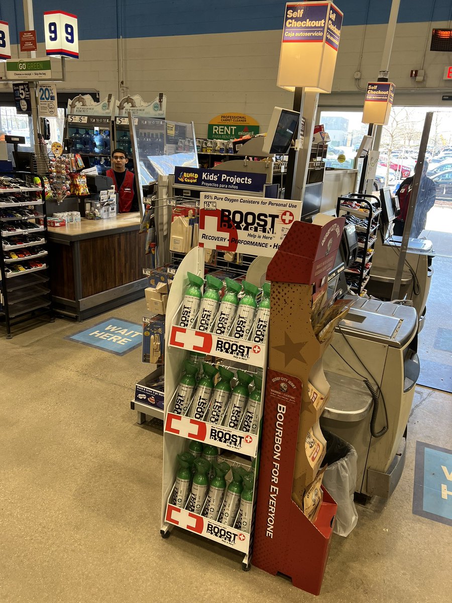 PinstripesMedia's tweet photo. The weekend is coming!!! 
Will YOU be going to @Lowes?

Get yourself some @BoostO2 during your visit - refresh, recover, recharge!

@BenitoKomadina @GibbyRocks10 #loweshometeam #loweshomeimprovement #sportsoxygen https://t.co/VwEfwHVYmh
