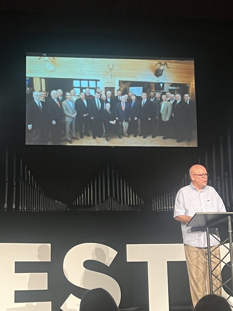 melissajhogan's tweet photo. The failures at @libertyu were not just Jerry Falwell Jr but also of the board—who should also retire as well. 

Here’s a photo of @LibertyU board - too big, pay-to-play, and what else? 🤔 

#Restore2020 @WarrenColeSmith https://t.co/U49tb2nO69