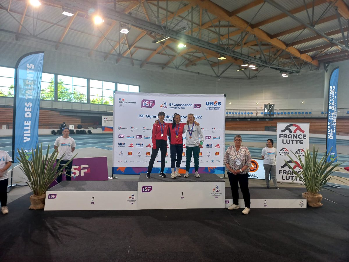 Fransa'da düzenlenen Uluslararası Kadın Serbest Güreş Olimpiyat Şampiyonasında Fahir İlkel OO Spor Kulübü güreşçimiz,Halil Akkanat ÇPAL öğrencimiz Remziye Karadağ 2.olmuştur.Öğrencimizi tebrik eder,emeği geçen idareci, öğretmenlerimize teşekkür ederiz. <a href="/KaragulVural/">Vural Karagül</a> @yenernecati