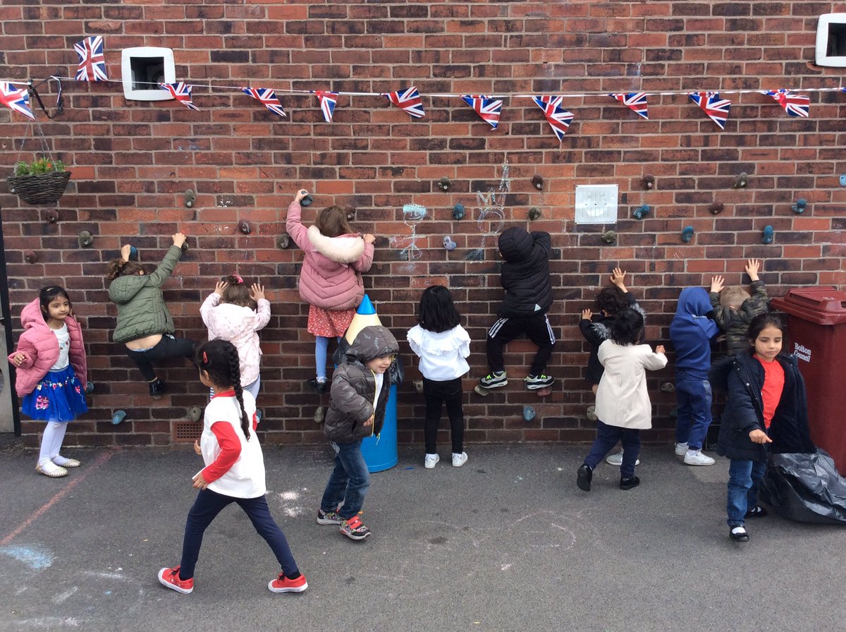 Stbede_reception tweet media