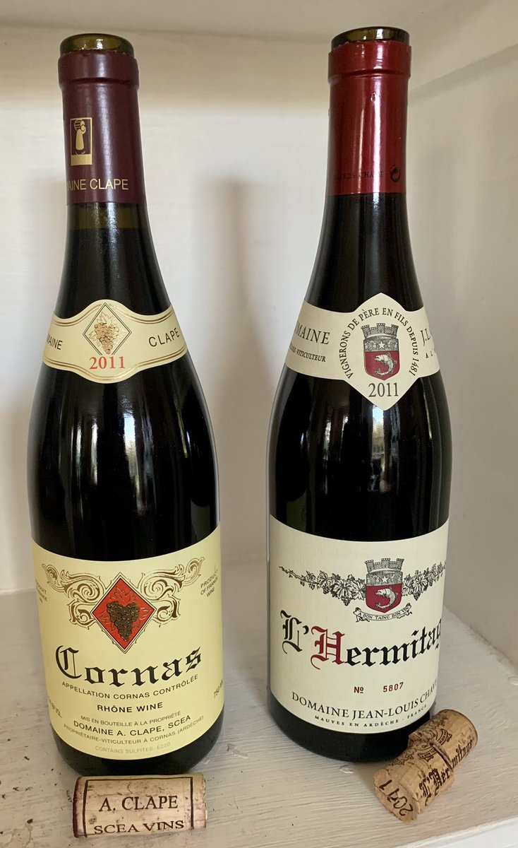 AngelaLloyd1's tweet photo. A couple of friends, a homemade venison pie & these bad boys. #fridaysorted @darylbalfour @Woody2402 @mattwallswine @timatkin @Dutchwino @YappAboutWine https://t.co/JqN3F3wFBl