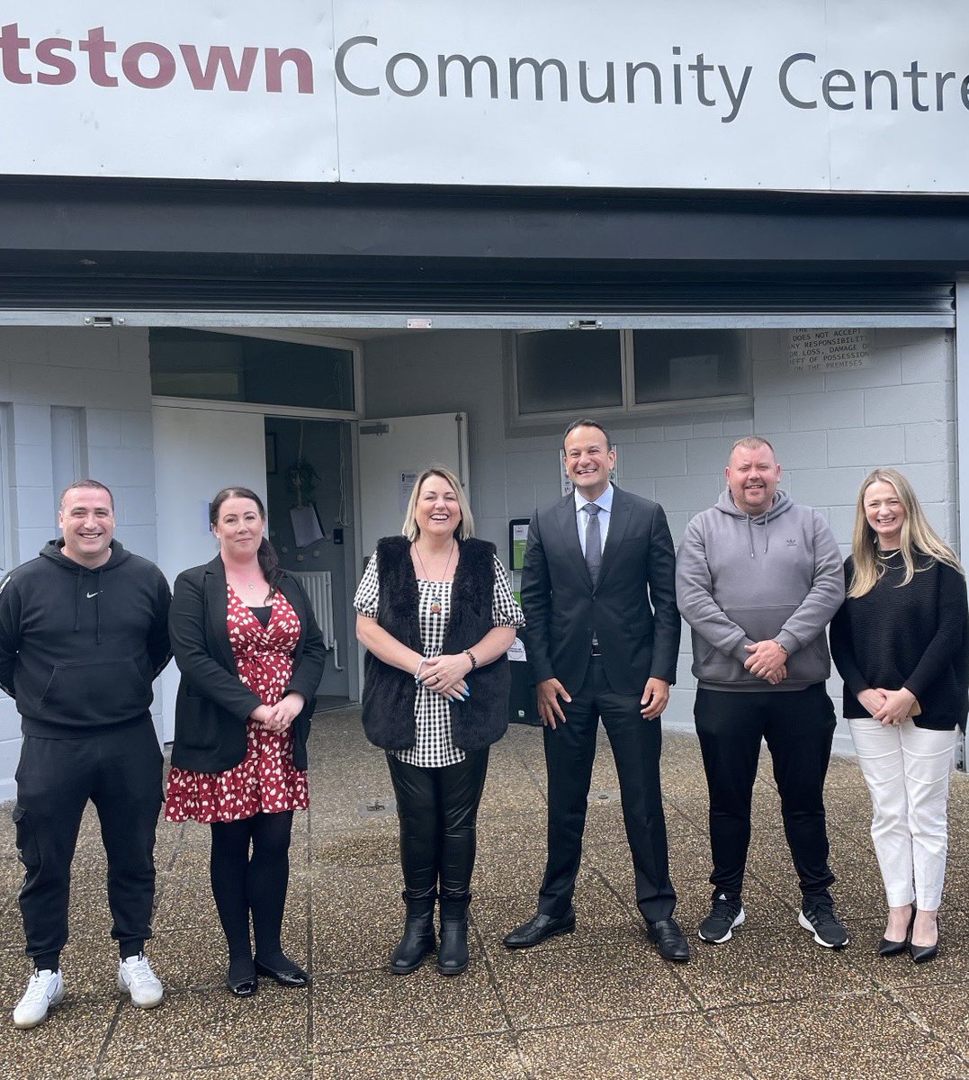 The BOM were happy to host the Tánaiste <a href="/LeoVaradkar/">Leo Varadkar</a> along with Senator <a href="/emer_currie1/">Emer Currie</a>  for a walkthrough of our precious community centre- we are delighted to have his continued support in our ongoing efforts to keep the community centre open and at the heart of Hartstown 🙌🏻🥰❤️