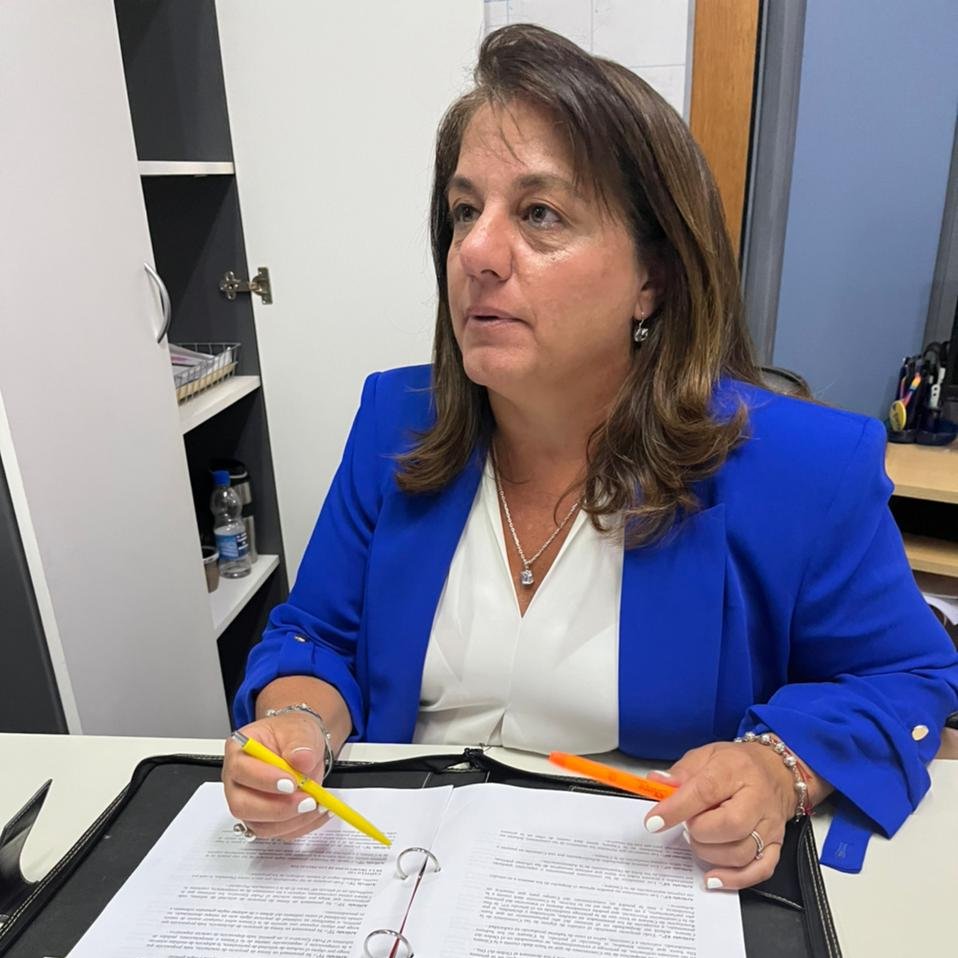 La Diputada Provincial, <a href="/mlauratrapaglia/">María Laura Trapaglia</a>, visitó la localidad de General Pico para mantener una extensa jornada de actividades acompañada del Diputado Nacional, <a href="/martinmaquieyra/">Martin Maquieyra</a> y el diputado provincial, <a href="/EduardoPepa/">Eduardo Pepa</a> en la que promovió la línea 102 a nivel provincial
#102