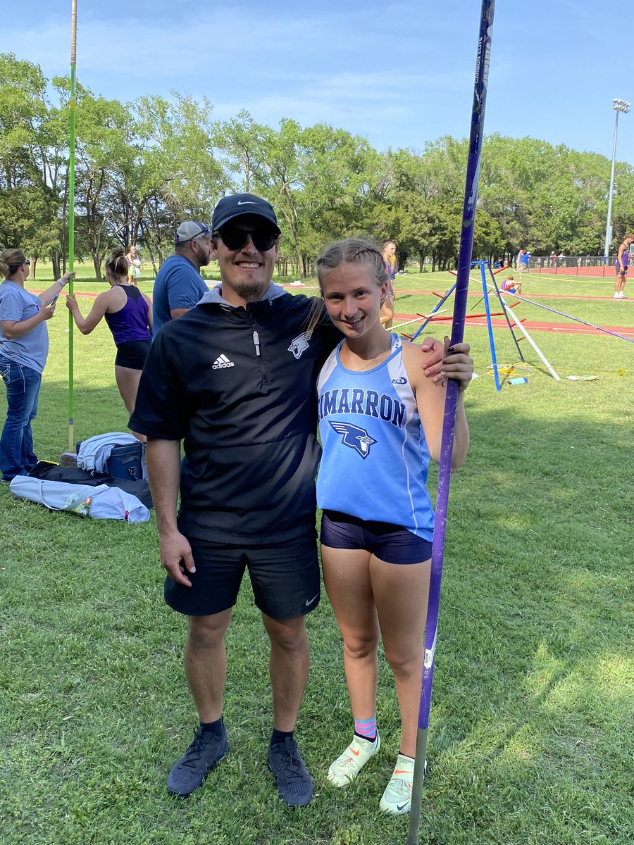 Kennedy Jarnagin runner up in pole vault! STATE BOUND!