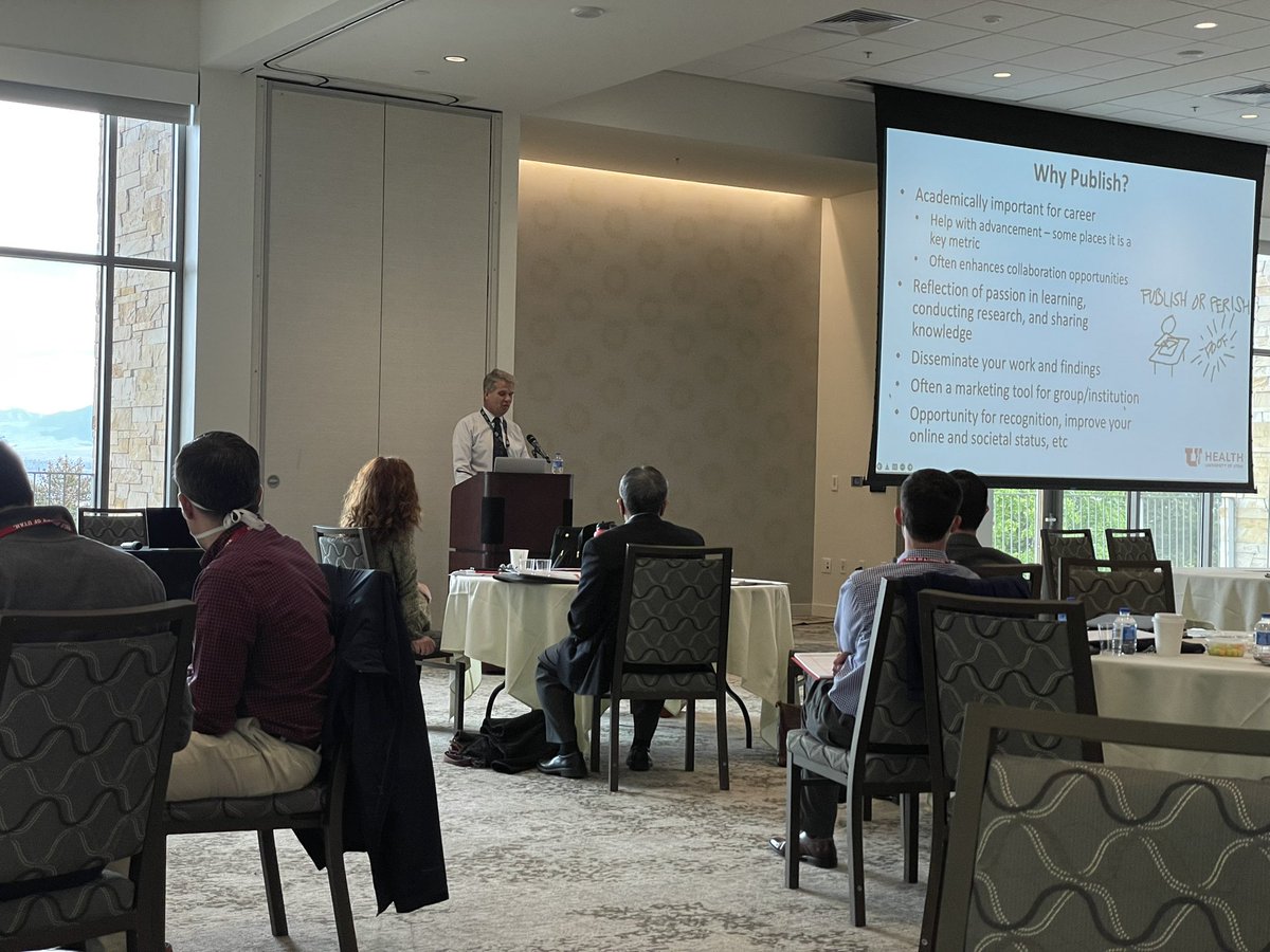 UtahPedsCards's tweet photo. @TJaredBunch teaching fellows the ins and outs of submitting academic papers and @SusanEtheridg12 with tips for excellent presentations. https://t.co/pyHaVgVWmL