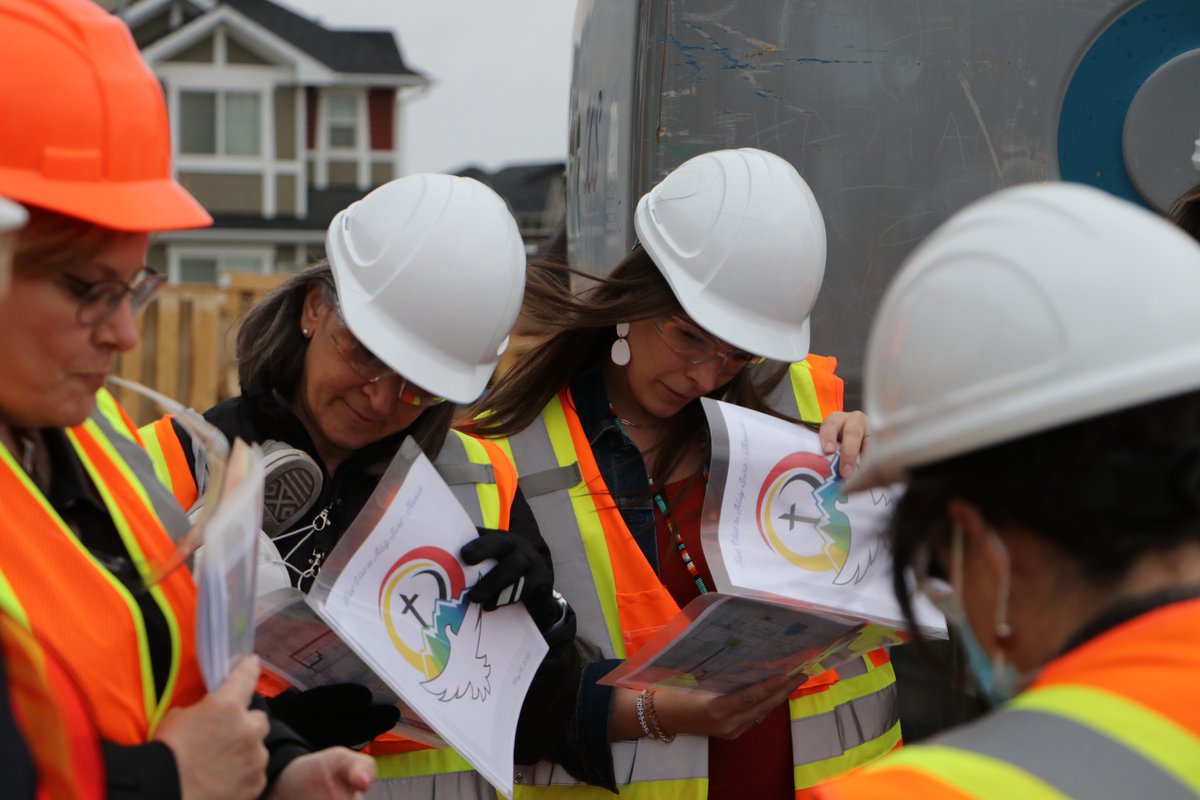 holyspirit_CCSD's tweet photo. May 19 staff got the chance to tour the new school @holyspirit_CCSD 
Lots of excitement @CCSD_edu
Thank you @CochraneEagle for joining the tour and capturing some wonderful photos! https://t.co/o8tm9jVOqf