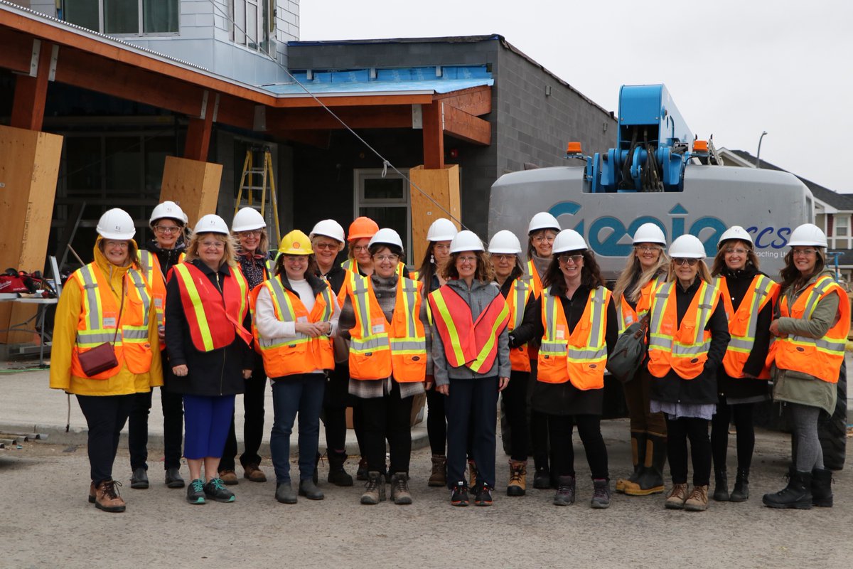 holyspirit_CCSD's tweet photo. May 19 staff got the chance to tour the new school @holyspirit_CCSD 
Lots of excitement @CCSD_edu
Thank you @CochraneEagle for joining the tour and capturing some wonderful photos! https://t.co/o8tm9jVOqf