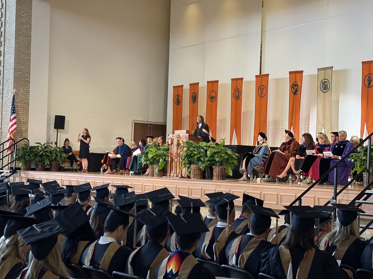 “Never lose what makes you magic.”
—Lanaya Irvin, MBA ’08, CEO of @Coqual, on authenticity and leadership at <a href="/UTAustin/">UT Austin</a> <a href="/UTexasMBA/">Texas McCombs MBA</a> ceremony #mccombsgrad22