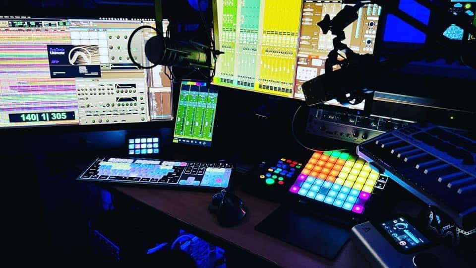 ottodetogni's tweet photo. It’s been a great pleasure: presenting the new Pro Tools 2022 (groovecell) to students/alumni and instructors/faculty at @mihollywood !!! @AvidProTools @Avid https://t.co/Dr68JcwJav