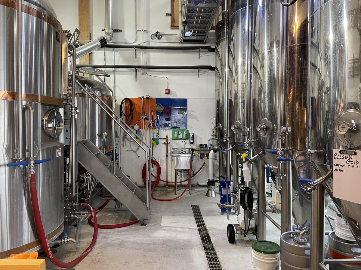HopSnobbery's tweet photo. My buddy moved out to CO five years ago to help open #highsidebrewing and I FINALLY got back out here. https://t.co/uJ7ZEhMK1o