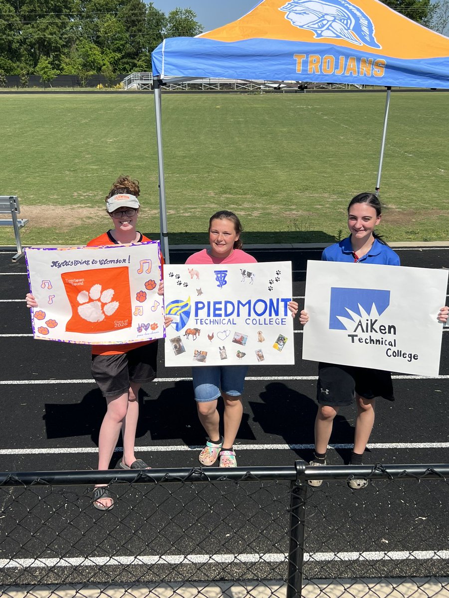 From Senior Awards Night to Senior Sunrise to Senior Scholars then on to Senior Decision Day we have had so much fun celebrating our kiddos!  Here’s to the Class of 2022.   <a href="/rsmhs_trojans/">Ridge Spring-Monetta Middle/High School</a> @Webb_OnTheRidge @RSM_Career