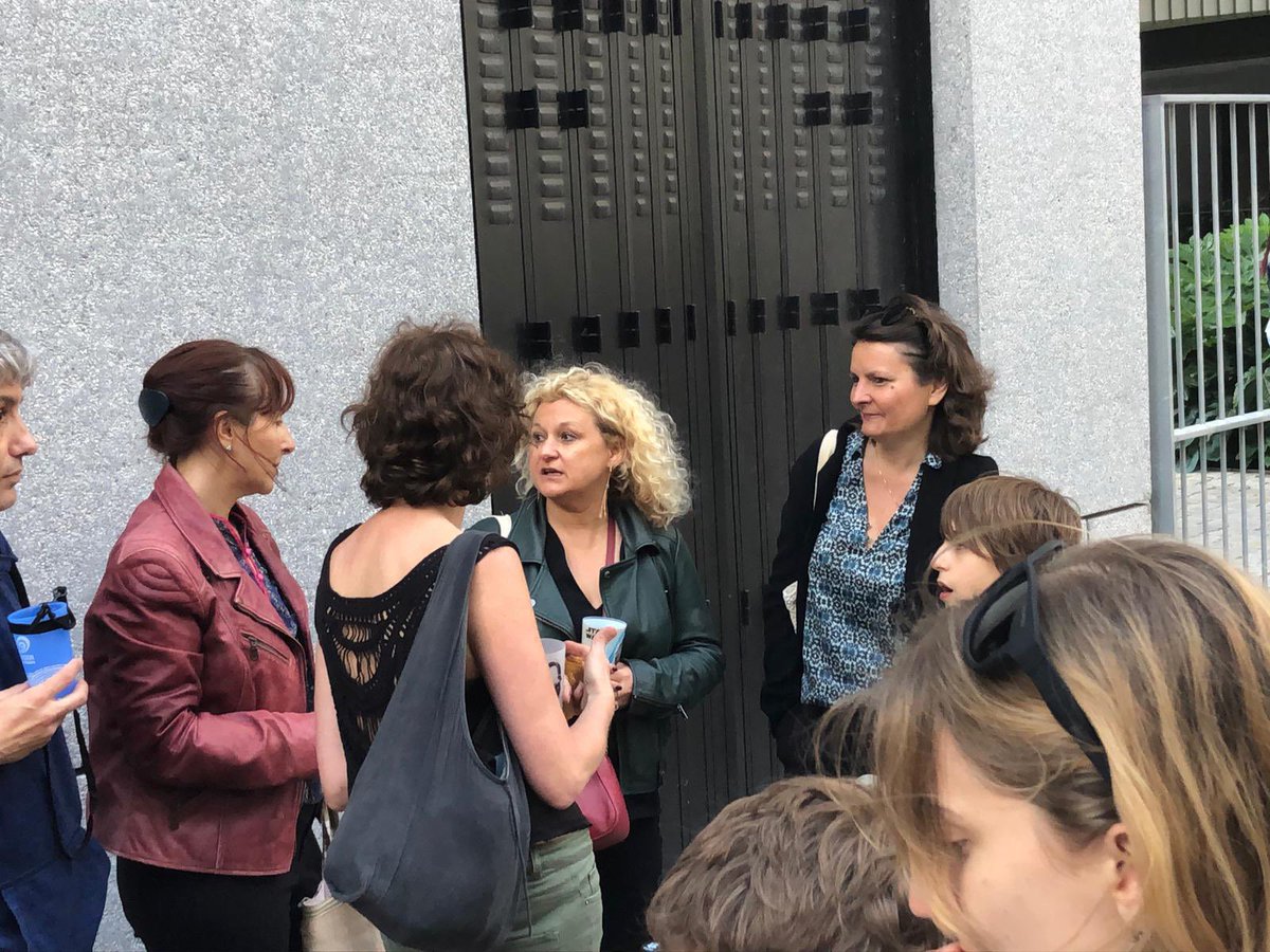 SCharnoz's tweet image. Quel plaisir de vous retrouver pour la fêtes des voisins et retrouver le lien social qui nous a tant fait défaut pendant cette pandémie ! Il nous faudrait une fête plus longue pour répondre à toutes les invitations ! 🙏🤩 #fetedesvoisins