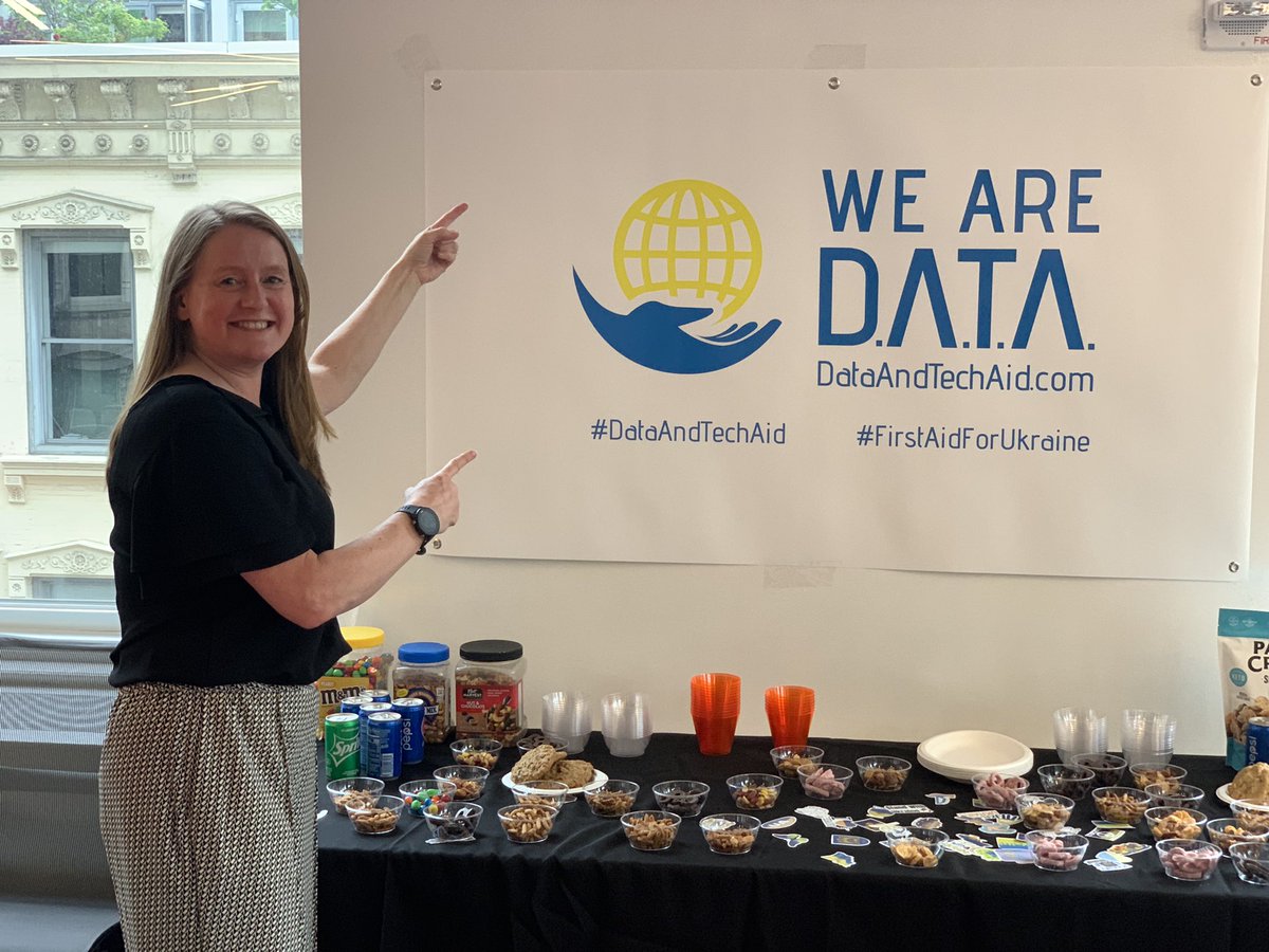 allenlucy's tweet image. Finally meeting these amazing supporters of @DATA_Aid_  @peggy_tsai and her team at @bigidsecure are generous hosts. Thx to all the sponsors and people here helping raise awareness. #dataandtechaid #firstaidforukraine