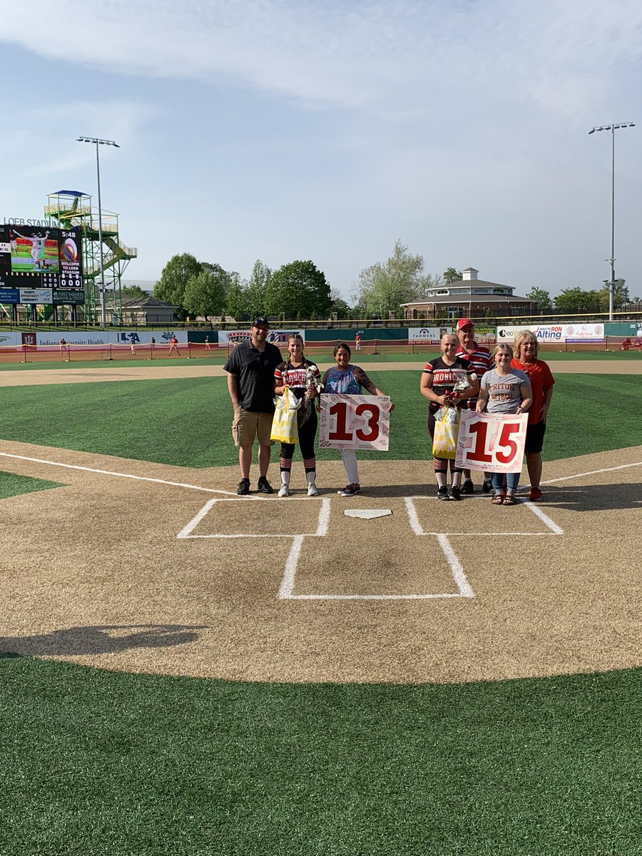 JeffAthletics's tweet photo. Senior Night for Sarah and Neah! We will miss these 2 great seniors! Bronchos hosting Twin Lakes at Loeb first pitch a few mins away! @BronchoSoftball https://t.co/FxMKcc04wY