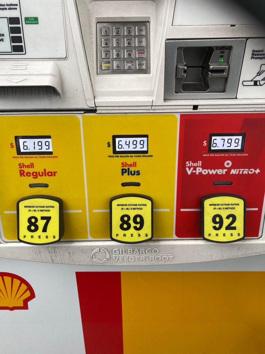 jasonrantz's tweet image. SeaTac gas prices. Unreal.