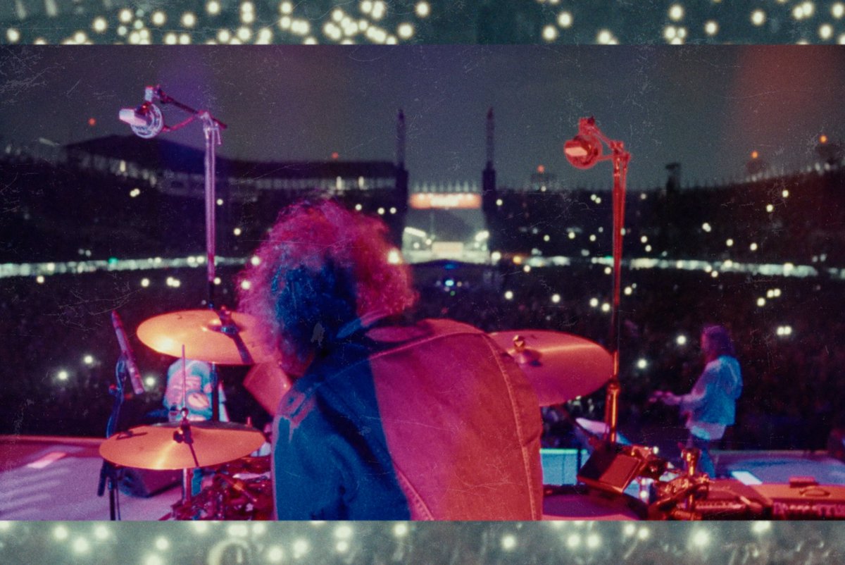 thestrokes's tweet image. We love you CDMX. Thanks for an incredible night. Guadalajara see you tomorrow ⚡️

📸 @PROMISELAND_X