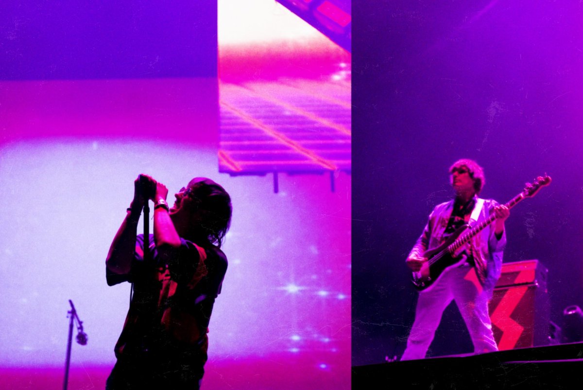 thestrokes's tweet image. We love you CDMX. Thanks for an incredible night. Guadalajara see you tomorrow ⚡️

📸 @PROMISELAND_X