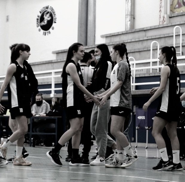 anevmdg's tweet photo. Good memories of the season🏀🏀🏀 https://t.co/AV1dcdkh7V