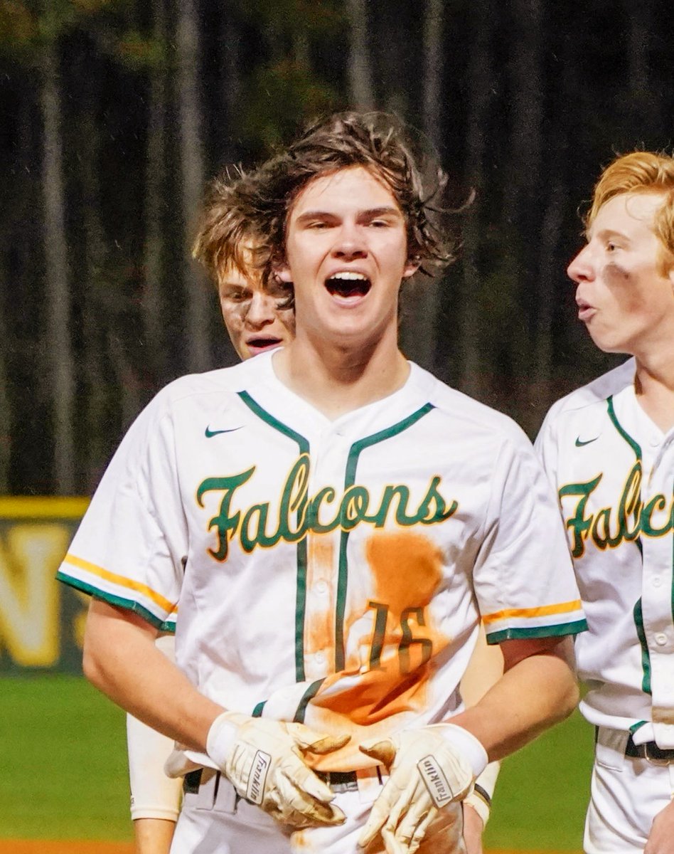 BenLippenSchool's tweet photo. Cory is our next #SeniorSpotlight! After graduating from Ben Lippen, Cory plans to pursue a degree in Engineering from @AndersonUnivSC. Read more in our Facebook and Instagram posts! #BLSClassof2022 https://t.co/UMQss27Q7D