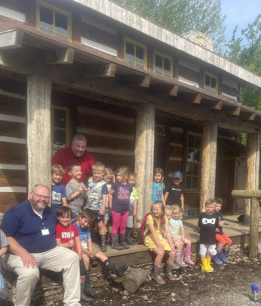 ElizabethRayl5's tweet photo. Fishing Fridays are always fun at Outdoor Prek. Everyone caught at least one fish with homemade poles. @Boulevard_STEM 
#STEMdogs 
#outdoorlearning https://t.co/hJhhVvpH8W
