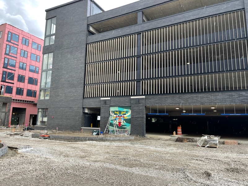 We aren't just building, we're creating. The Starling garages have some vivid new hues. 🎨

With two new murals underway and more public art to come this Summer, the Peninsula is becoming a confluence of creativity and hub for public art. #progressonthepeninsula