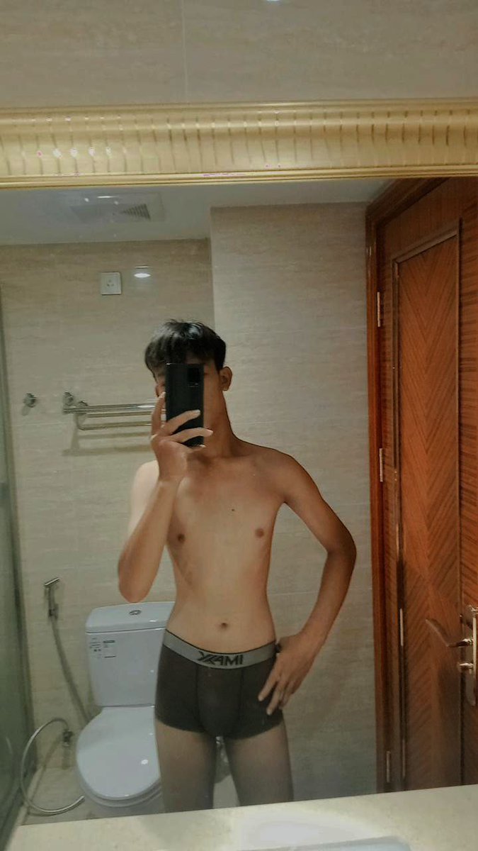 naro_sovan's tweet photo. តោះចង់ហេីយ តាខ្មៅ💦💦💦 https://t.co/jeRkwNpPGm