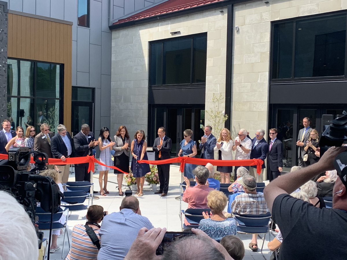 DerekNofz's tweet photo. Great event and huge turnout for the new @CityofPortageMI Senior Center AND the @GovWhitmer stopped by to help cut the ribbon! @ConsumersEnergy helped support this amazing new community space! https://t.co/NLvW05Os7A