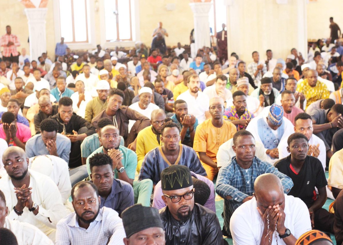 nationalmosque's tweet photo. Pictures from Today's Jummah Prayer led by Sheikh Ibrahim Mohammed Awal.

#JummahMubarak https://t.co/fiLaOXIvnf