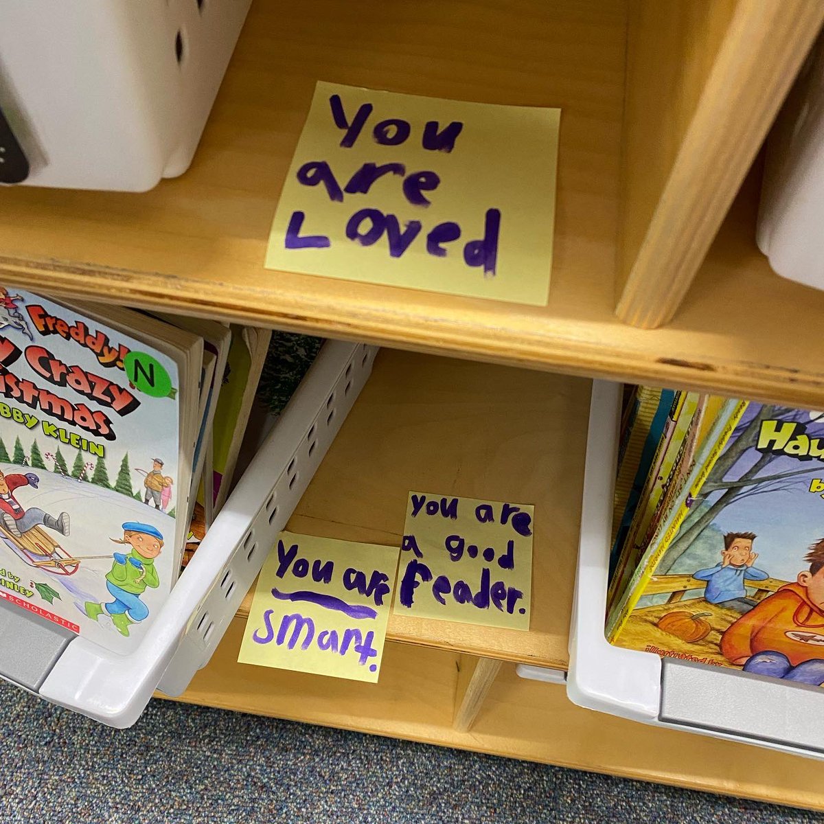 IHPrimary's tweet photo. Mrs. Theiss’ class asked for sticky notes during morning free time and these started showing up randomly around the room! #shineweek #ihpromise https://t.co/HjNL8uC3S2