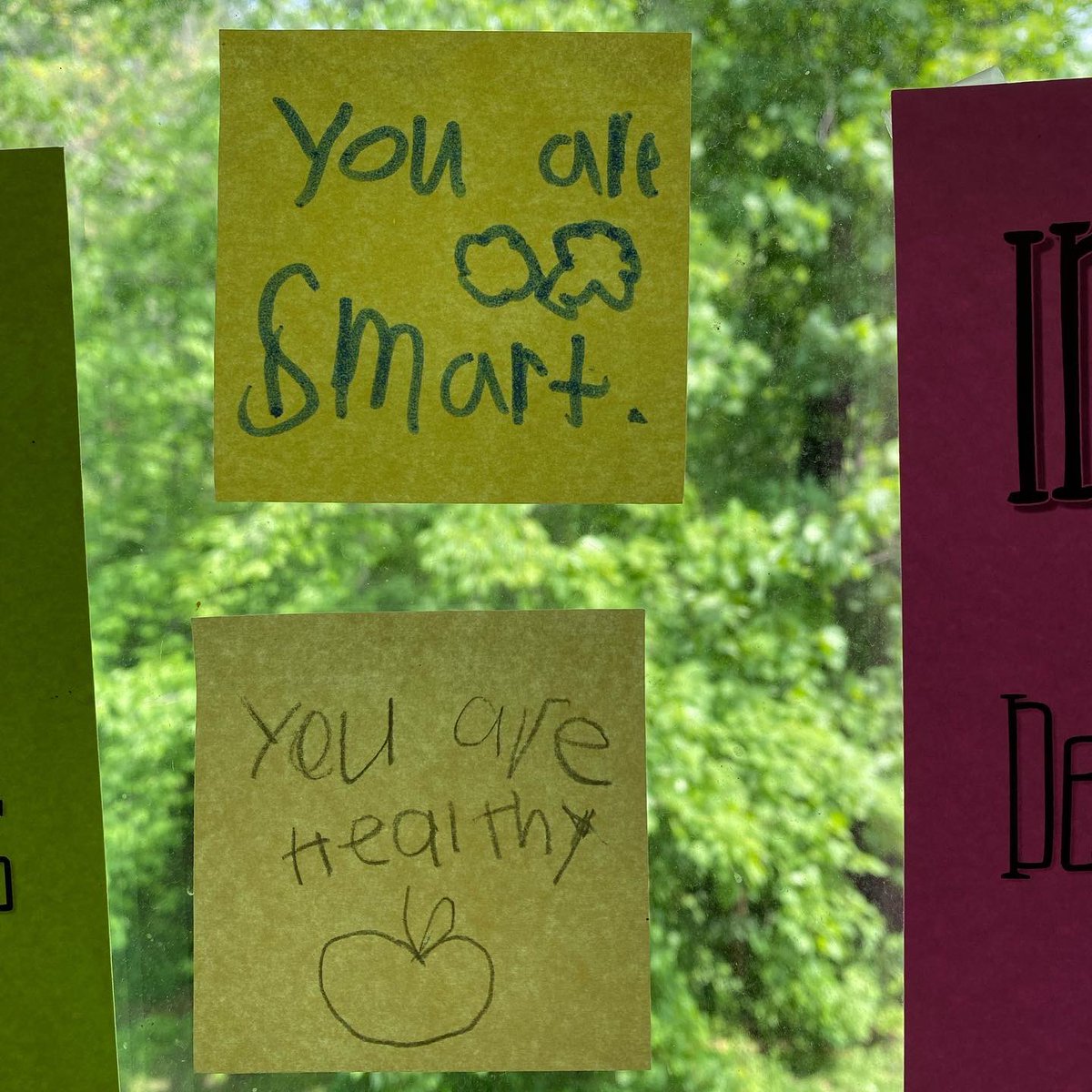 IHPrimary's tweet photo. Mrs. Theiss’ class asked for sticky notes during morning free time and these started showing up randomly around the room! #shineweek #ihpromise https://t.co/HjNL8uC3S2