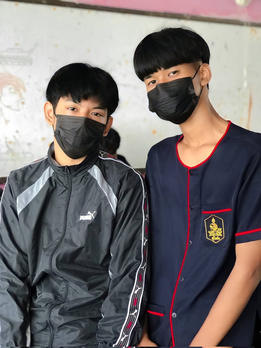 premsuphakon23's tweet photo. ซ้ายขวาร้ายพอกัน #สุโขทัย #พิษณุโลก #มอนอ #รีทวิต https://t.co/7H09TUJrlA