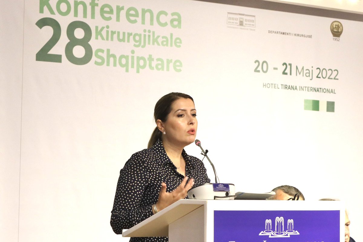 GManastirliu's tweet image. Lajm i mirë☀️ 
Falë profesionalizmit të mjekëve dhe investimeve tona në shërbimet kirurgjikale, sot kemi reduktim domethënës në nivel kombëtar të ditë-qëndrimit në spitale të pacientëve që kryejnë ndërhyrje operatore.
#KonferencaeKirurgjisë 
#Bashkë 🤝
#ShqipëriaeArdhmjaJonë☀️ 🇦🇱