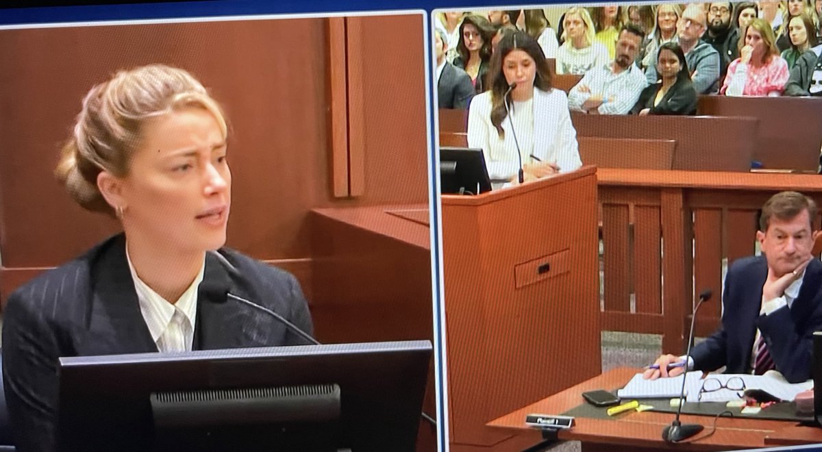 source411's tweet photo. Remember when Amber finished listening to her own voice on a recording and then said on the stand “that’s not true that’s not what I said!” 🤦♀️🤦♀️🤦♀️
I don’t know even know what to say after that…😵💫🤯#AmberHeardlsAnAbuser https://t.co/PKmIagCzGr