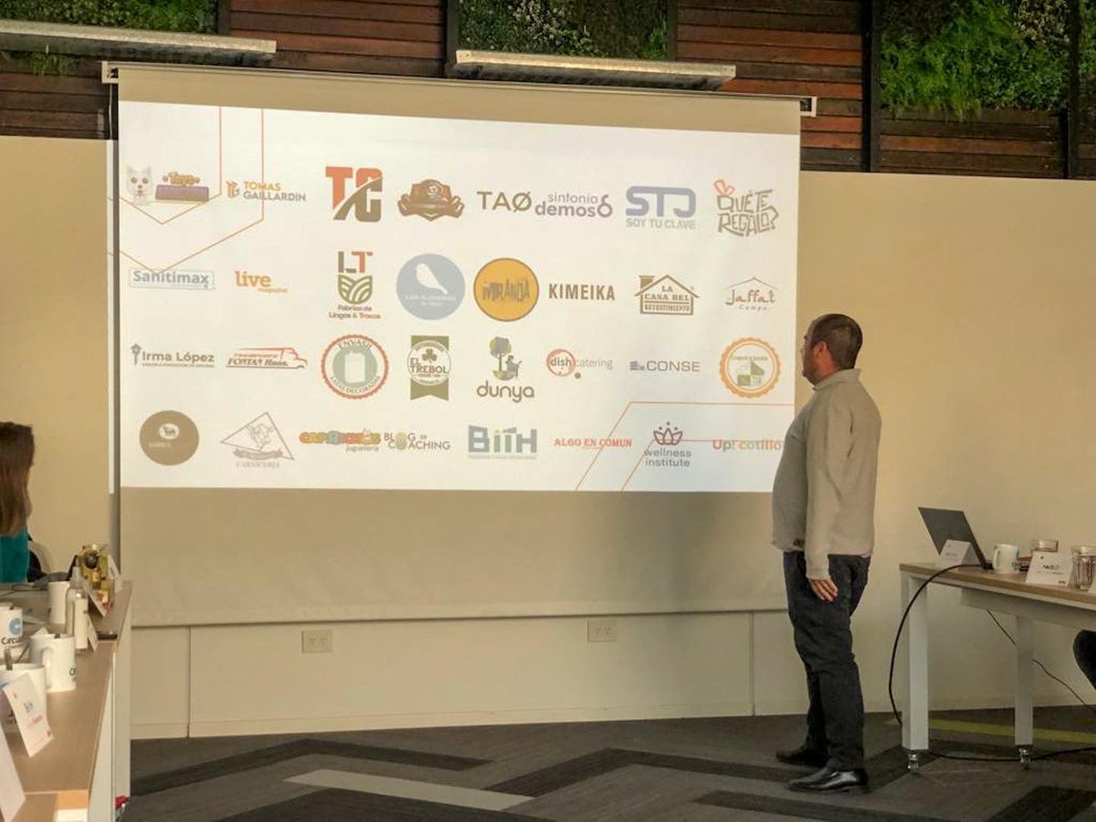 fullwidth_CS's tweet image. Compartimos lo que fue la #presentacion de Full Width Code Solution en📍Circular Innova Nordelta
🙌 Nos encanto poder contarles sobre nuestra nueva imagen Full width y de nuestra #transformación
#DesarrolloeCommerce #Fullwidth #CodeSolution #MarketingBuenosAires
#DiseñoWeb #SEO