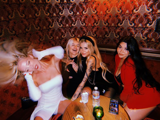 idk https://t.co/D2ItgURywf