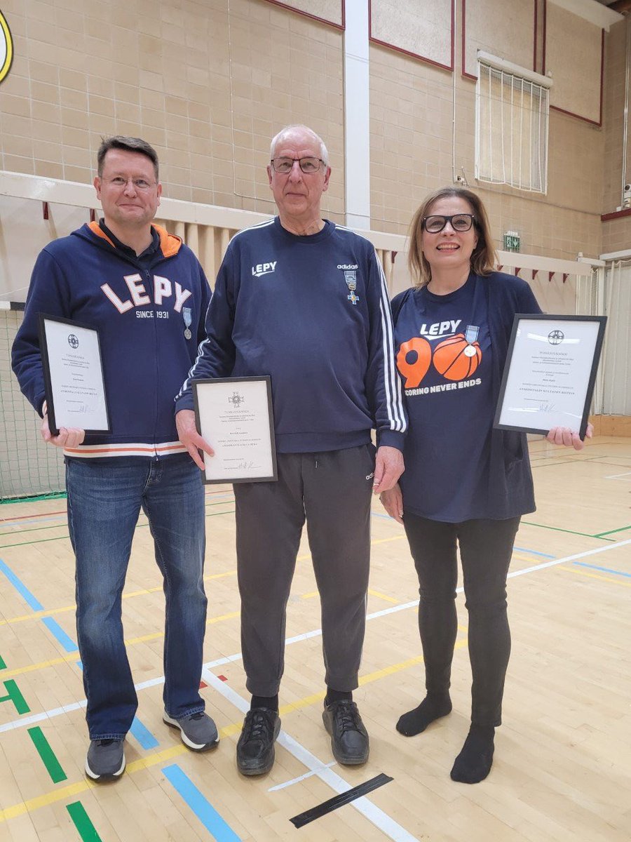 🧡 Opetus- ja Kulttuuriministeriön ansiomerkit kolmelle LePyläiselle 🧡

Oranssi perhe onnittelee ansioituneita LePyläisiä!

Koko juttu luettavissa: 
leppavaaranpyrinto.fi/uutiset/opetus…

#OranssiPerhe #Since1931 #EspooLiikkuu