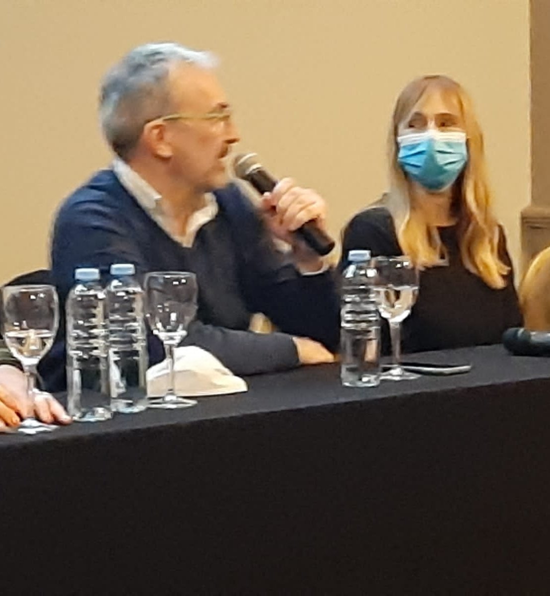 SandraMTirado's tweet photo. Chubut tiene historia y trabajo en atención de la salud durante el embarazo y la niñez.

Con el gobernador @arcionimariano, el ministro @faapura, el intendente @luquejuanpablo, equipos de Nación, provincia y municipios analizamos las políticas públicas del Plan #1000Dias. https://t.co/jfkLmfzImi