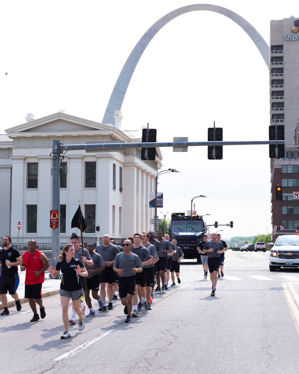 SLMPD's tweet photo. #SLMPD Recruit Class 21-04 completed their Arch Run and will be ready to graduate next week! Please congratulate them for finishing their Physical Training program &amp; final assessment! #SLMPDStrong #STL https://t.co/8H1tgRg3yw