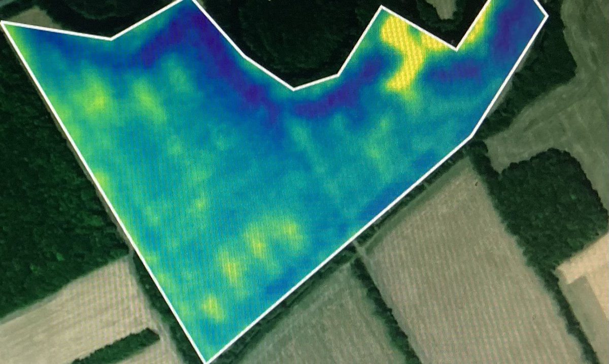Show me the money 💰! Imagery is a great tool! You can easily see the application error on winter wheat.Solution -download a shapefile..make a prescription based on previous applications, health zones etc. @GranularAg #ontag #Wheat #ToolsToHelpBootsInTheField 🌾  🌾 📡 🛰
