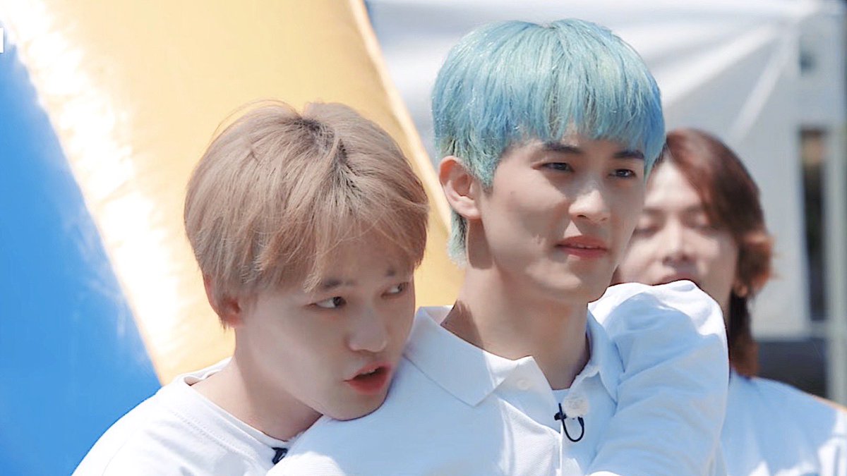 fanpjin's tweet photo. 🤍💙✨ พิม้าค นุช่วยถือไหม

#markle #markchen #มาร์คเล่อ https://t.co/iZDBNt55an