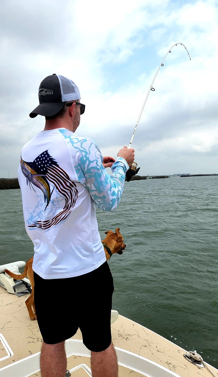 BackrushGear's tweet photo. Didn't expect to catch Shark today! #backrush #backrushgear #fishing #fishingislife #fishingaddict #bonnetheadshark https://t.co/cOPJ6e85Tm