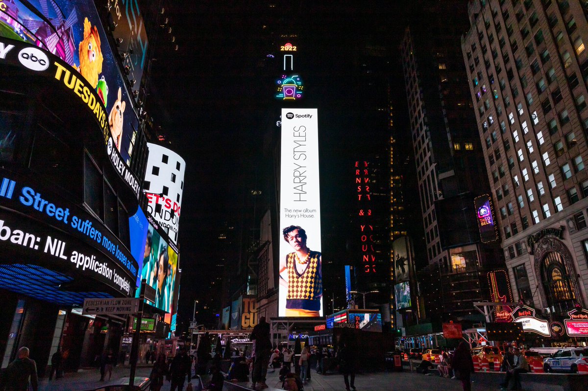 HSHQ's tweet photo. @Spotify

https://t.co/xBxTQmkRLO https://t.co/RzdCbLg8Lz
