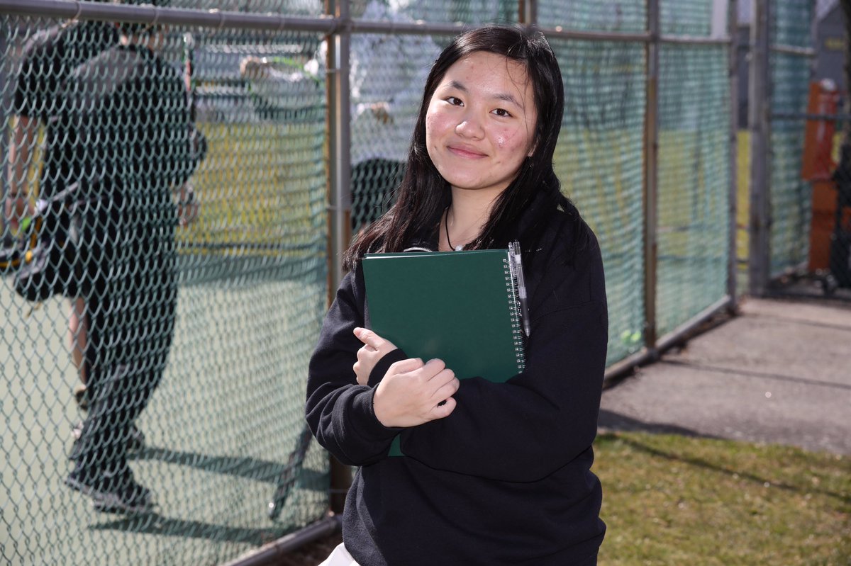 A HUGE thank you to senior Amy Zheng for being the boys tennis team manager this season. 🎾💪🏼 The boys will miss you lots next year, good luck with your future endeavors!