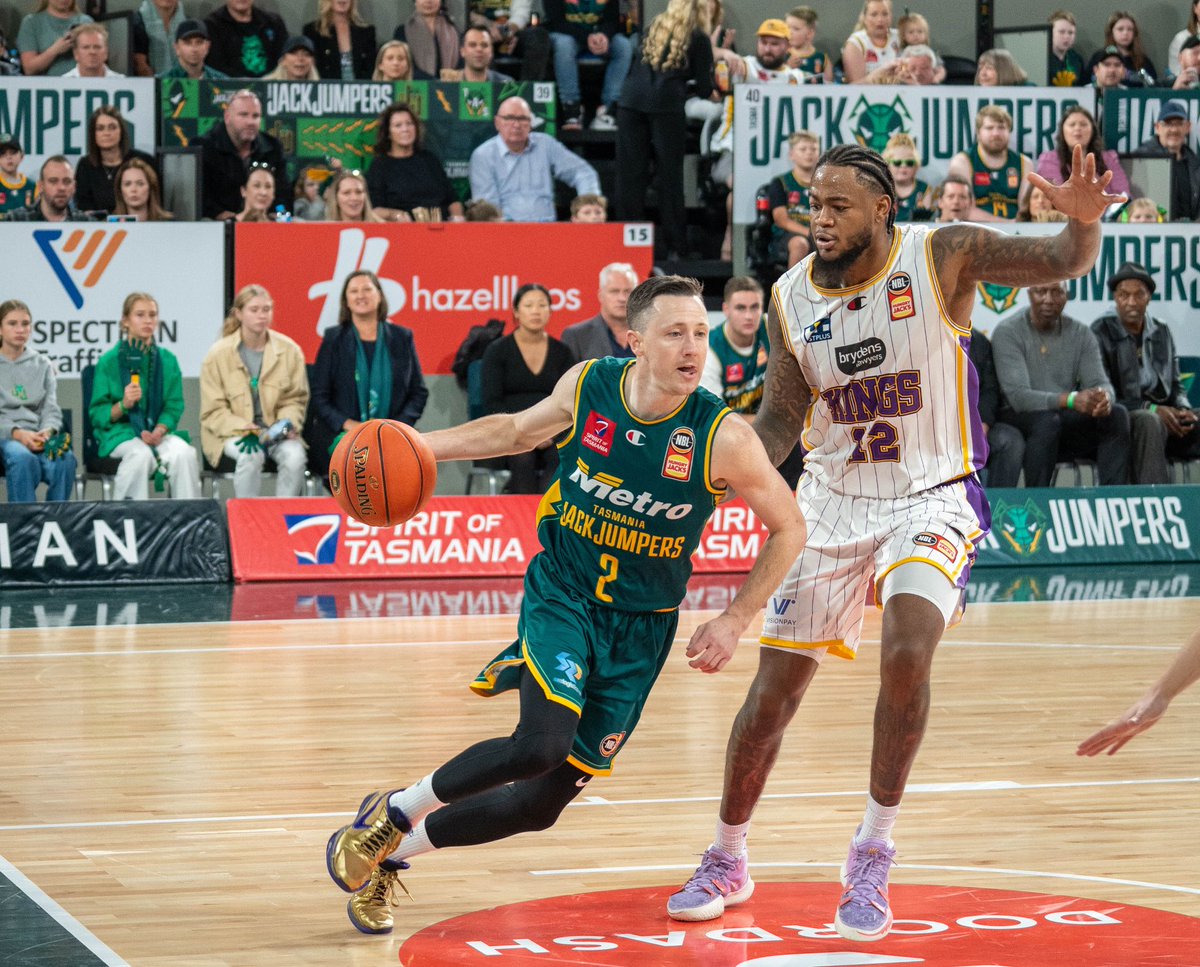 UAH_MBB's tweet photo. Huge shout out to ✌️ of our Charger alumni doing major things at the professional level.
➡️@joshmagette &amp; the @JackJumpers advanced to the Grand Final of the of the prestigious @NBL! 
➡️@jj_kaplan &amp; the Ironi Kiryat Ata B.C. won the championship in Israel’s @LeumitLeague! https://t.co/6tJkf4gZhi