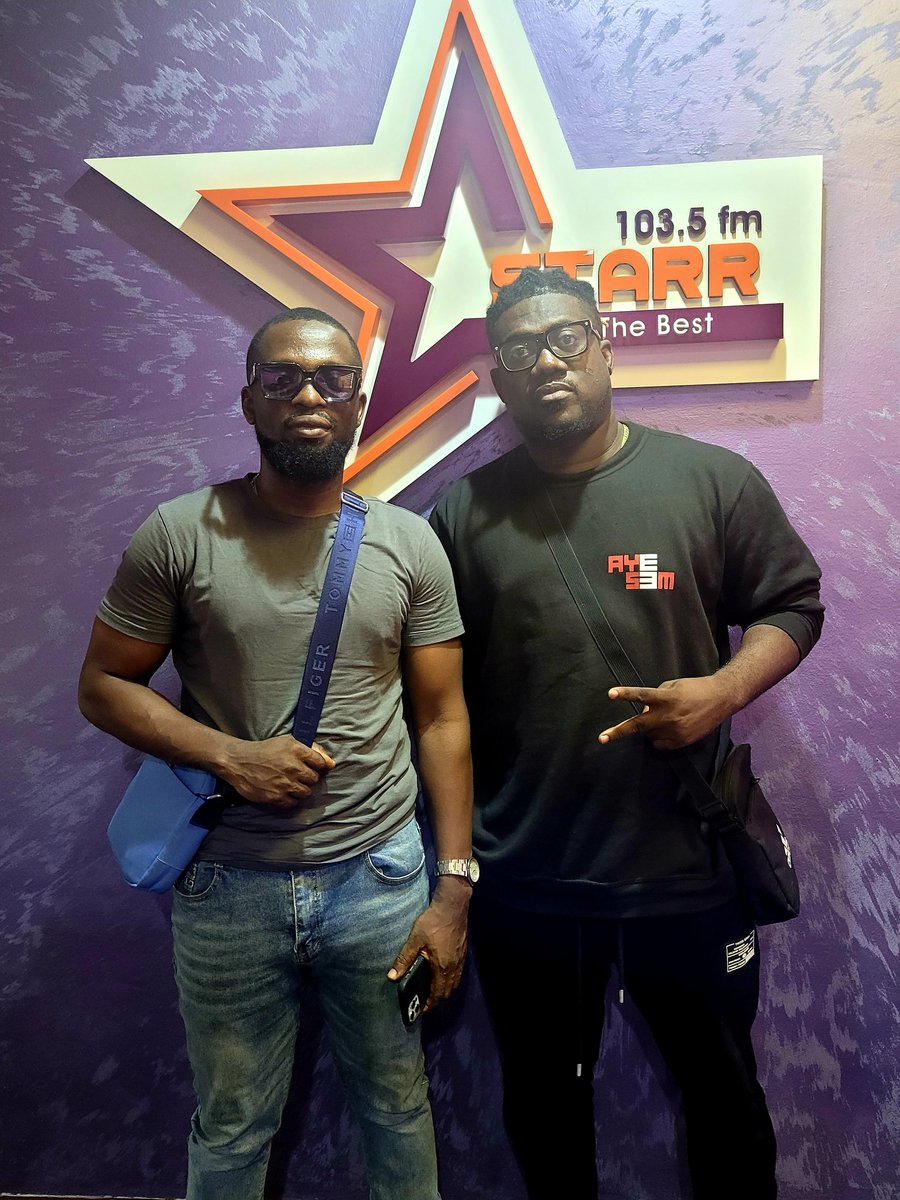 ayesemmusic's tweet photo. Thanks for tuning in,bigups @Starr1035Fm #Julie https://t.co/3jxjrRAIw2