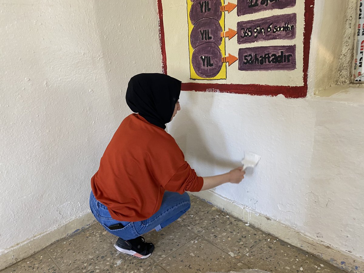 Okulumuz boyandı.<a href="/teknoloji_arge/">FÜTAG</a> 🥳😊💃🏻🕺

<a href="/TuncayKaldirim/">Tuncay Kaldırım</a> 
<a href="/CevatBaran9/">Cevat Baran</a> 
<a href="/Cungusilcemem/">Çüngüş İlçe Milli Eğitim Müdürlüğü</a>