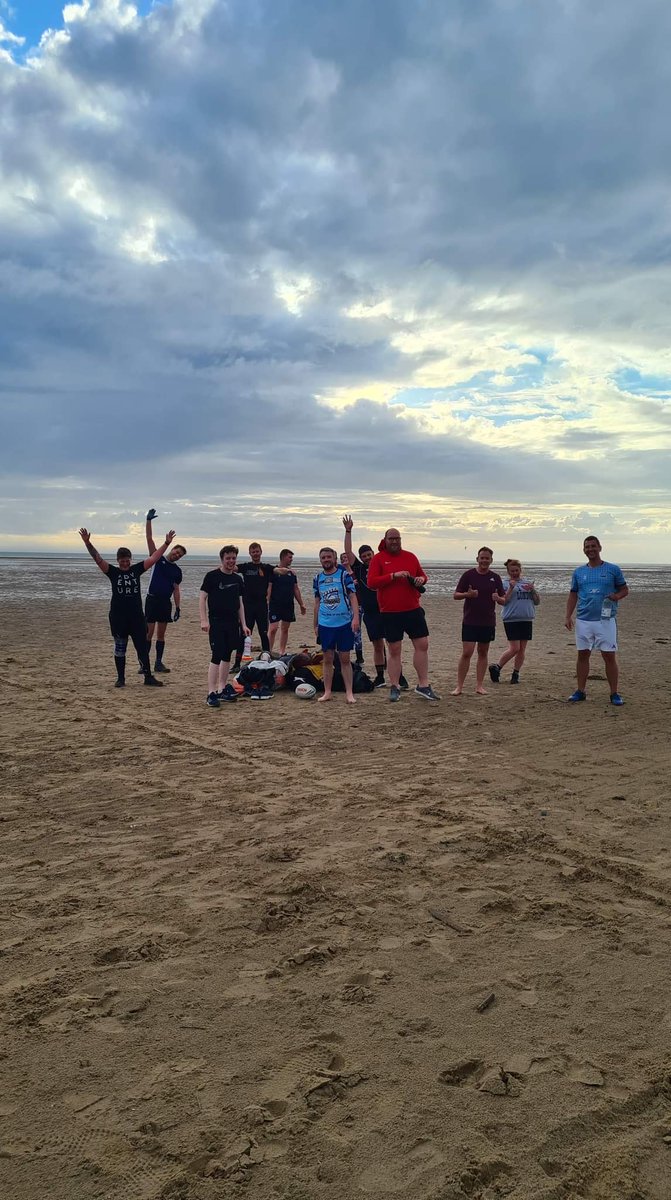 Did someone say beach rugby? ⛱️🏉🏃‍♀️🏳️‍🌈 #touchrugby #lytham #lancashire #typhoonsway #inclusiverugby