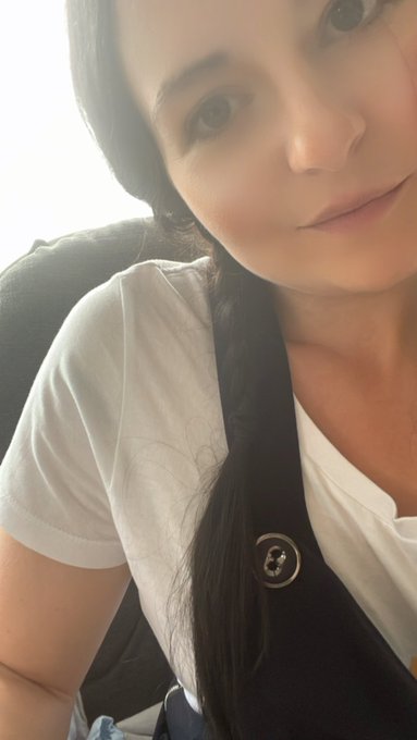 ☀️ Schon meine Telegram-Nummer gespeichert? 😊 ➡️ https://t.co/jKTzxb8Ofc https://t.co/m1p71ZeDpn<a href="/tag/redlips"class="tags"><span>#redlips</span></a><a href="/tag/advent"class="tags"><span>#advent</span></a><a href="/tag/weihnachtszeit"class="tags"><span>#weihnachtszeit</span></a><a href="/tag/ersteradvent"class="tags"><span>#ersteradvent</span></a>