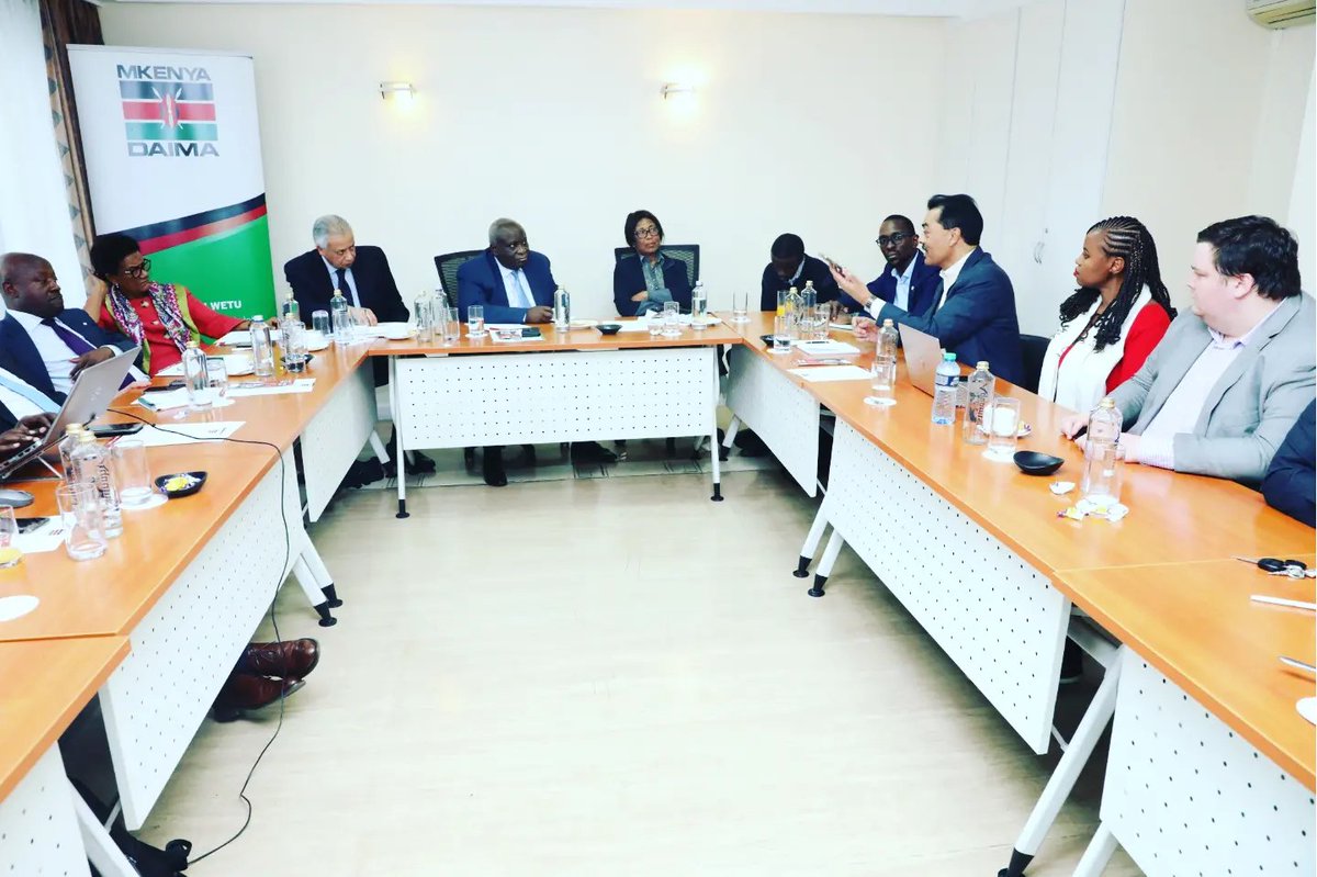 realDanielJuma's tweet photo. I joined the @Mkenya_daima steering committee led by the Chair Dr. @vimalafrica and @KEPSA_KENYA Deputy CEO Ms. @MCheruto1 for consultative discussions with the election observer mission of the AU – COMESA – EAC, in relation to the forthcoming Kenya’s elections. #GlobalPeace https://t.co/3KvXZPSPzO