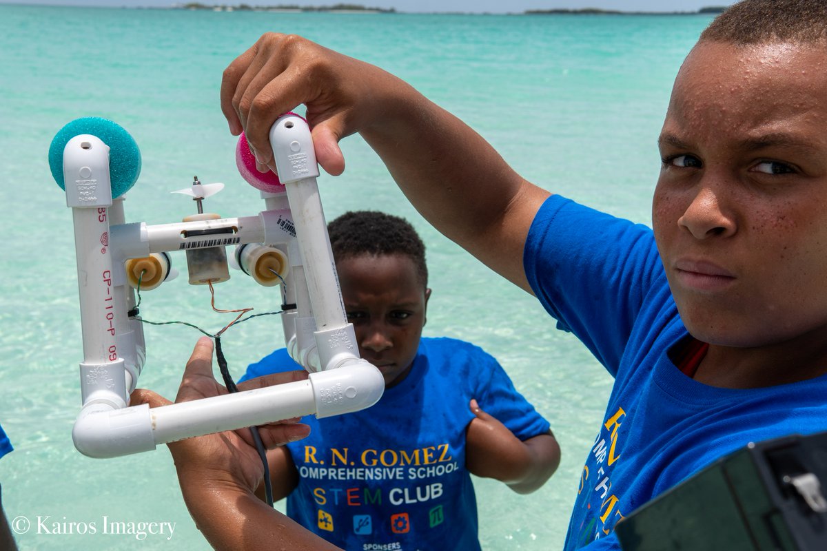 PADFMexico's tweet photo. ¡Conoce STEM for Oceans🌊! el programa que inspira a las y los estudiantes a desarrollar interés en convertirse en las y los futuros ingenieros y científicos Te invitamos a visitar nuestra foto galería📸 👉🏾https://t.co/jm9B0Khcjq
#CuidamosLaTierra
#STEMForOceans https://t.co/iDr14NubNZ